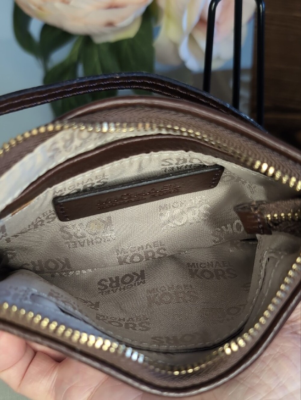 🌹Michael Kors Signature MK Canvas Wristlet - Picture 8 of 13